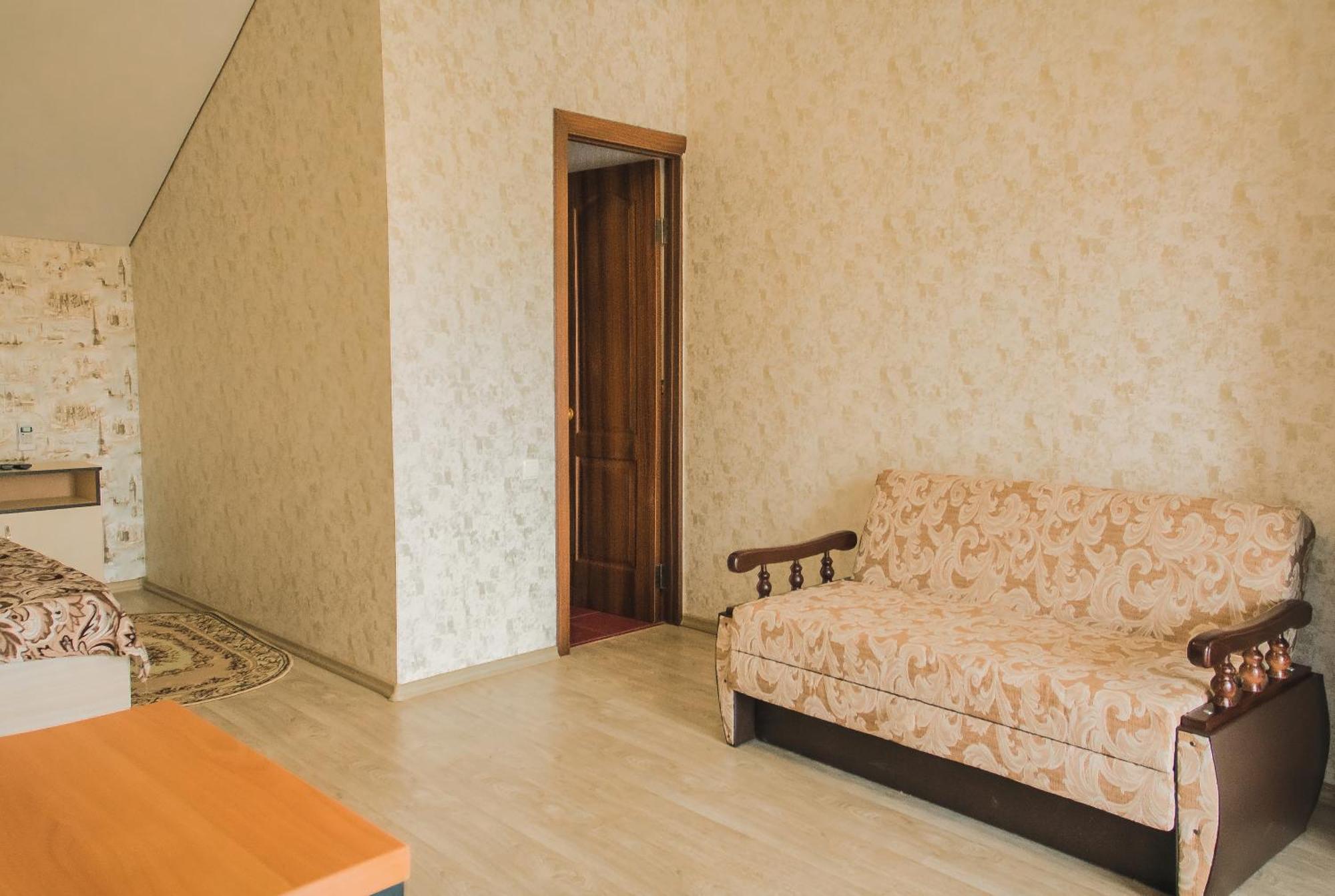 Balcony Hotell Zaliznij Port Rom bilde