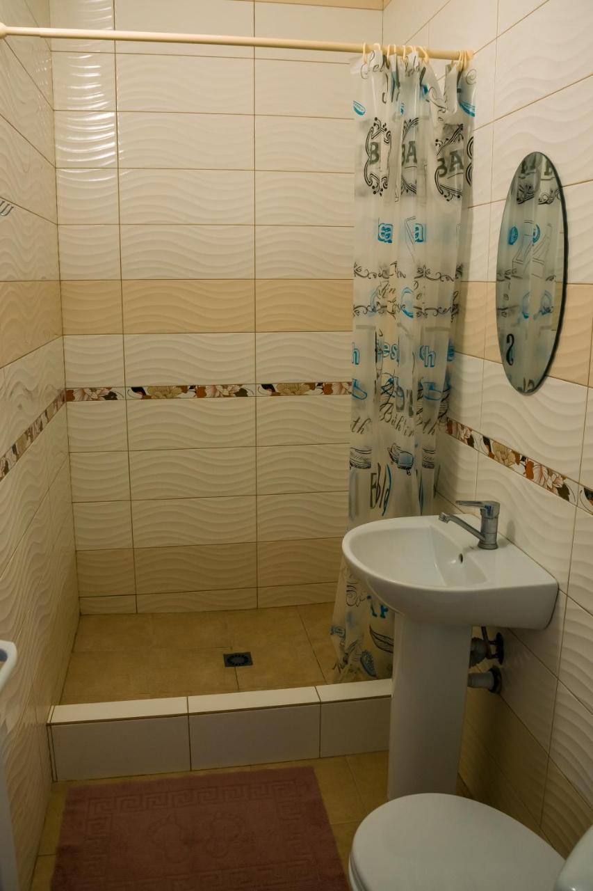 Balcony Hotell Zaliznij Port Eksteriør bilde