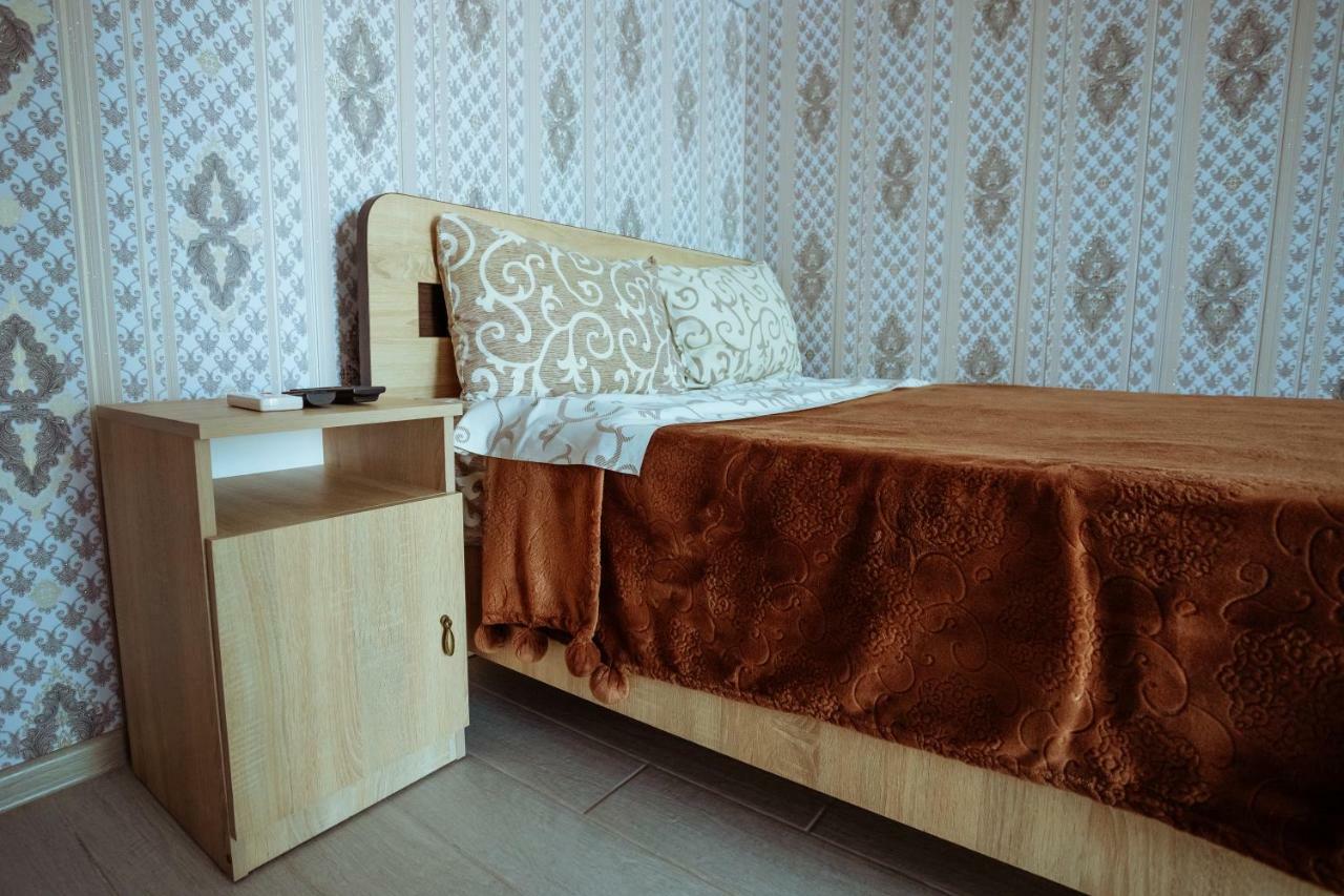 Balcony Hotell Zaliznij Port Eksteriør bilde